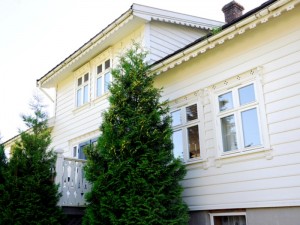 Erøyvik Trevare as - trapper og trappeløsninger, dører og vinduer, restaurering