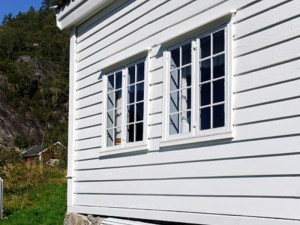 Erøyvik Trevare as - trapper og trappeløsninger, dører og vinduer, restaurering